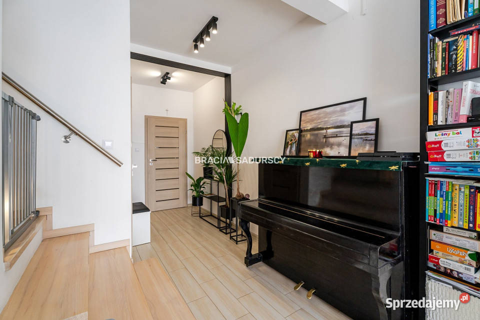 Mieszkanie 102m2 4 pokoje Krzysztoforzyce 102m2 sprzedam