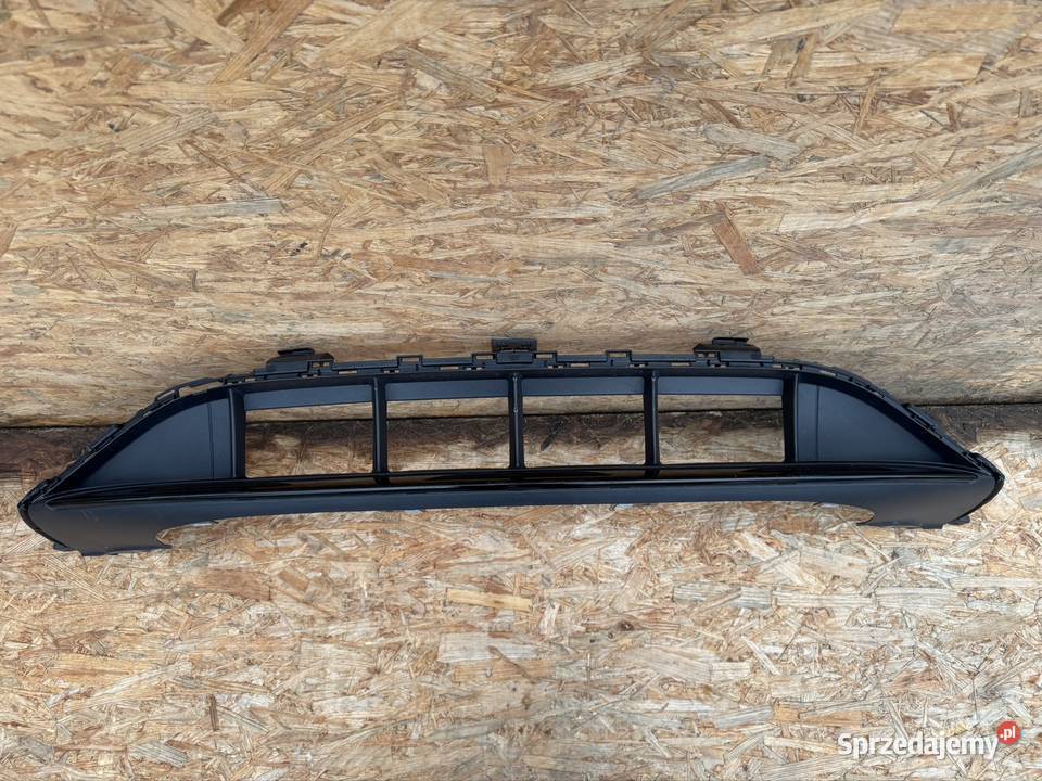 Środkowa kratka zderzaka przód Mercedes GLE W167 osobowe Międzychód