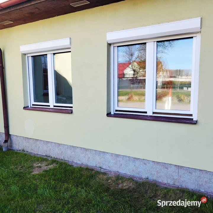 Budynek handlowousługowy Różyny