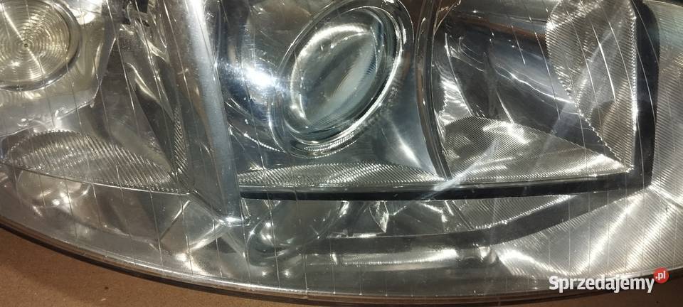 AUDI A6 C5 LIFT 0104 REFLEKTOR XENON PRAWY PRZOD osobowe Bielsko-Biała