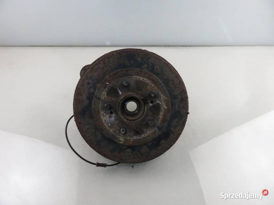 PIASTA TYLNA LEWA SUZUKI GRAND VITARA II 20