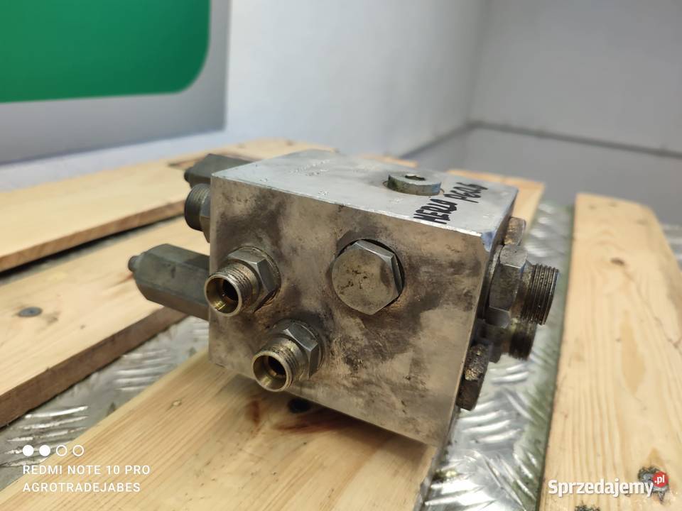 Blok hydrauliczny 0 571510 3030201 A MERLO P606 Pozostałe Wilkowo