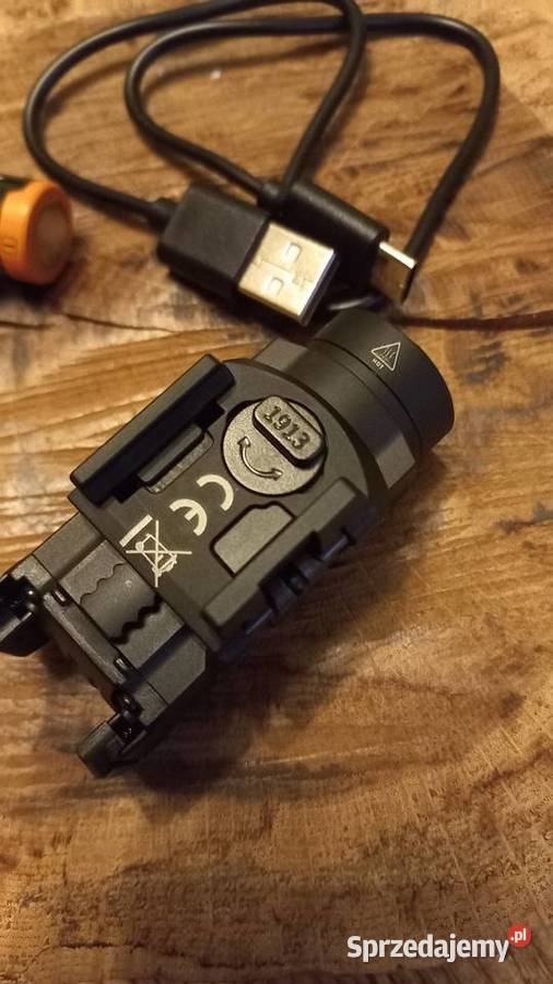 Latarka Fenix GL07 pistoletowa Sporty strzeleckie i myślistwo Węgierki sprzedam