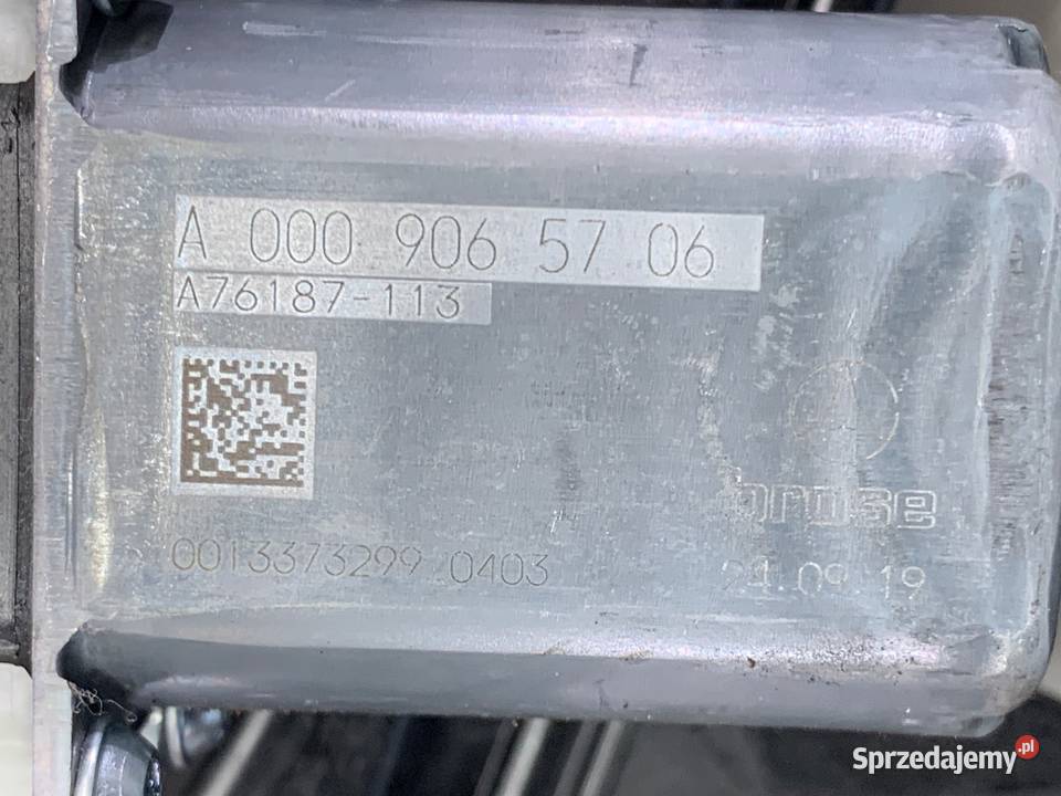 PODNOŚNIK SZYBY PRAWY PRZÓD MERCEDES GLC SUV