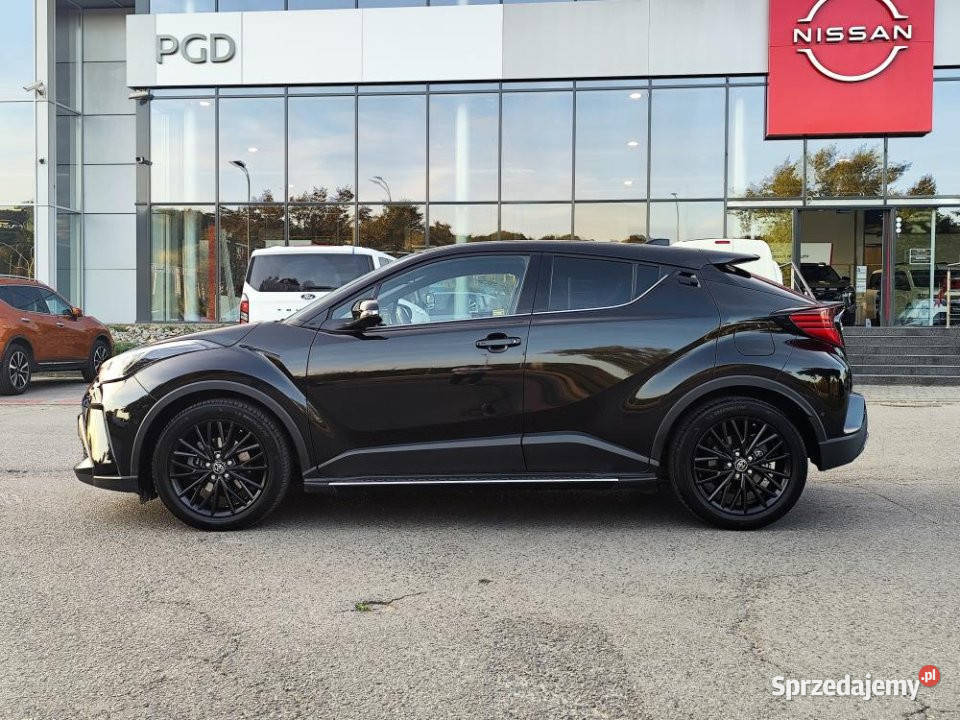 Toyota CHR 2022r 1wł salon bezwypadkowy ASO Rok produkcji 2022