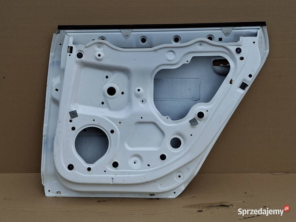 AUDI A3 8P 5D SPORTBACK DRZWI PRAWY TYŁ PRAWE Bieleń sprzedam