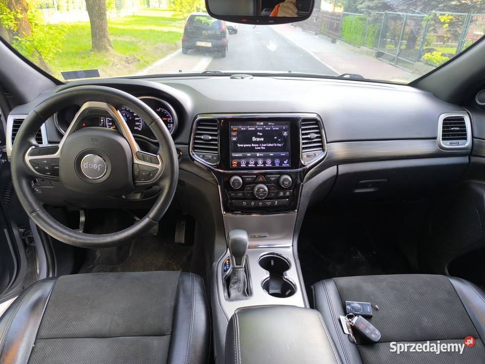 Jeep Grand Cherokee Altitude 36 benzyna 210 srebrny