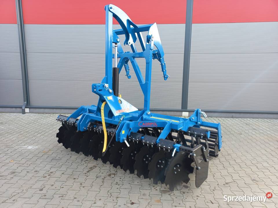 Agregat uprawowo siewny brona talerzowa z nieuszkodzony Brony Kutno