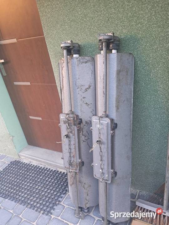 Zestaw 2 lamp hermetycznych PRL Lublin