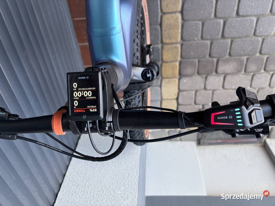 Cube Reaction Hybrid Race 750 nowy rower Elektryczne