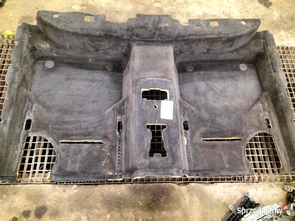 Wykładzina podłogi tylna część BMW E65 EUROPA Poręba sprzedam