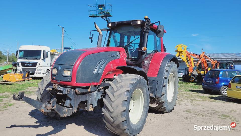 Ciągnik rolniczy Valtra T152 moc 150 podkarpackie Zaklików