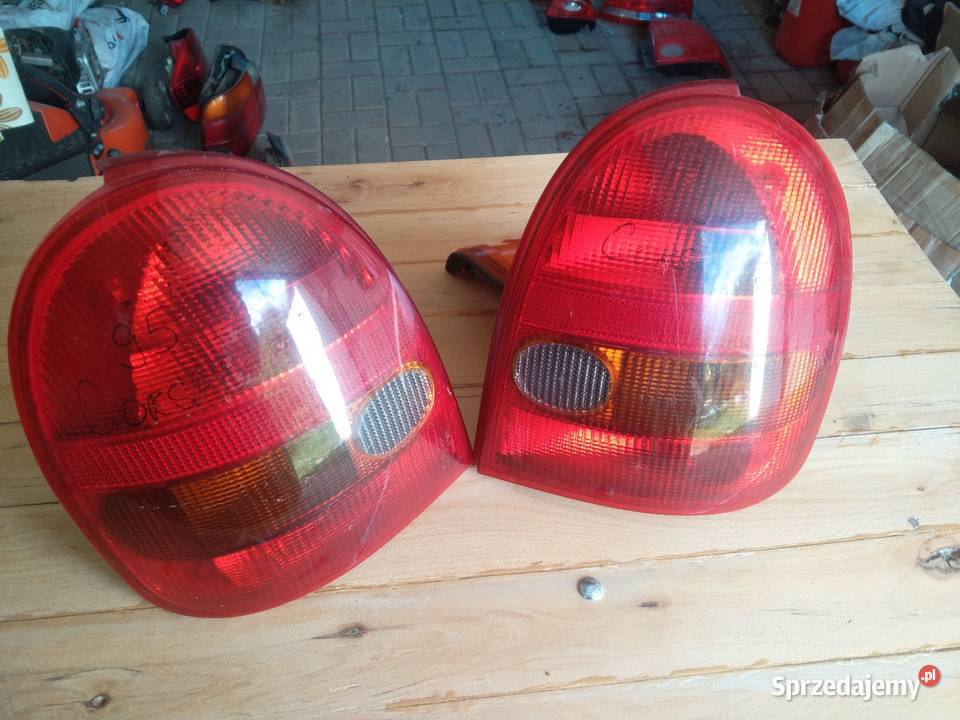 Opel Corsa B lampy tylne tył komplet Kłodzko