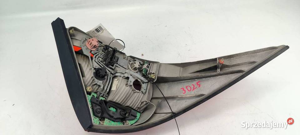 LAMPA PRAWA TYŁ MERCEDES BENZ W215 A2158200264 osobowe Lipno