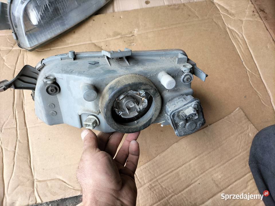 FIAT PUNTO 1 LAMPA PRZÓD PRAWA Kamień-Kolonia