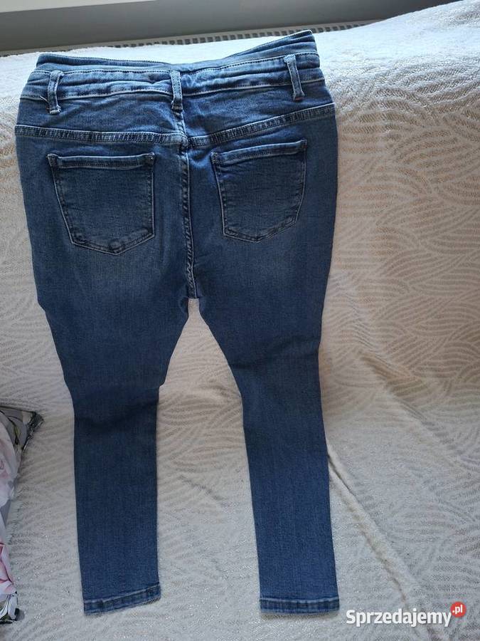 Sprzedam spodnie Jeansy 38 rozmiar Namysłów