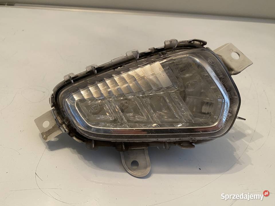Volvo V40 halogen led DRL prawy 31395922 halogeny Kozubszczyzna