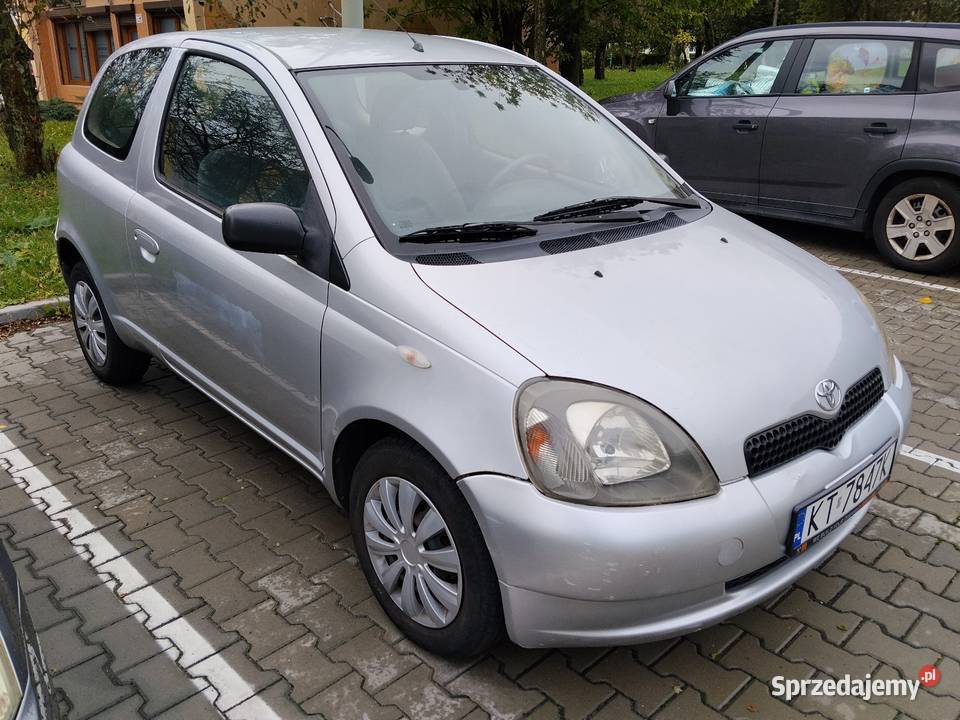 Toyota Yaris 10 Zarejestrowany w Polsce sprzedam