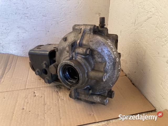 Most dyfer reduktor przód przedni Daihatsu Chodów