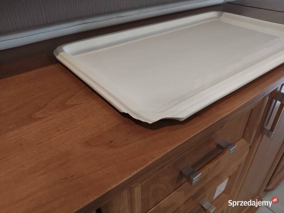 Porcelanowe pojemniki do bemarów