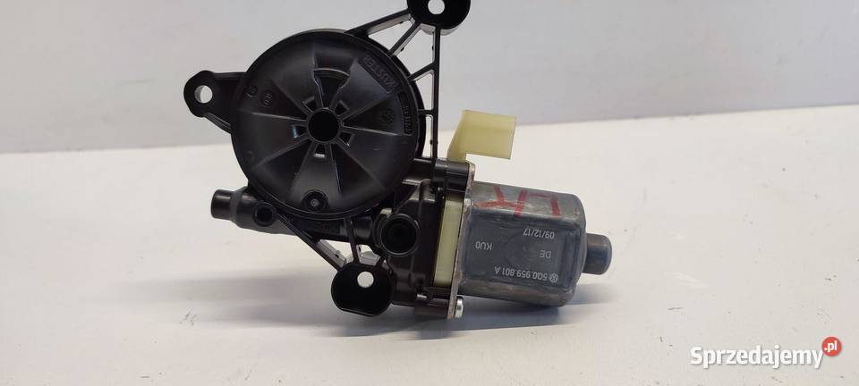 VW TIGUAN II SILNICZEK SZYBY 5Q0959801A sprzedam