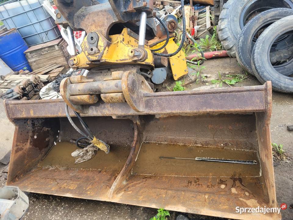 Rototilt Rotatot Tiltrotator z łyżką skarpową Rok produkcji 2000 Jurków