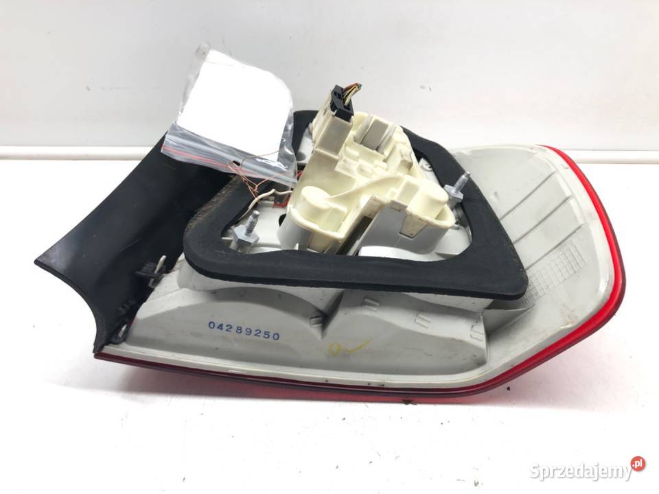 LAMPA TYŁ LEWA BMW E90 Hatchback 0412 ŚWIATŁO podkarpackie sprzedam