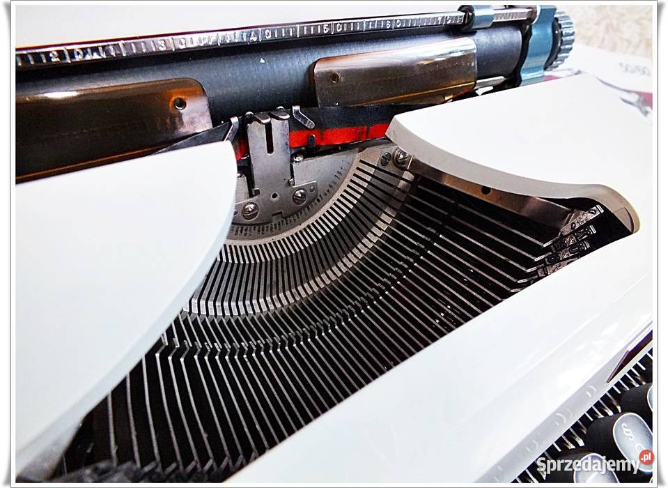 Stara maszyna do pisania Erika 1975 kufer instr