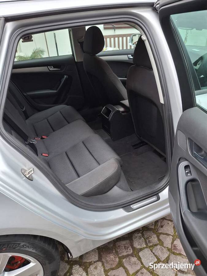 Audi a4b8 avant 20tdi hak 286000km