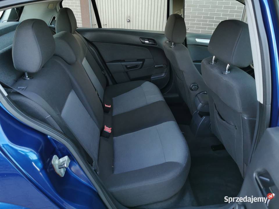 Opel Astra 04r 17CDTI 101 stan wzorowyklimanowy