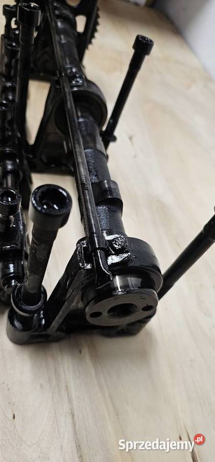 Wałek rozrządu mercedes w123 20d 6210511801 Zbąszyń