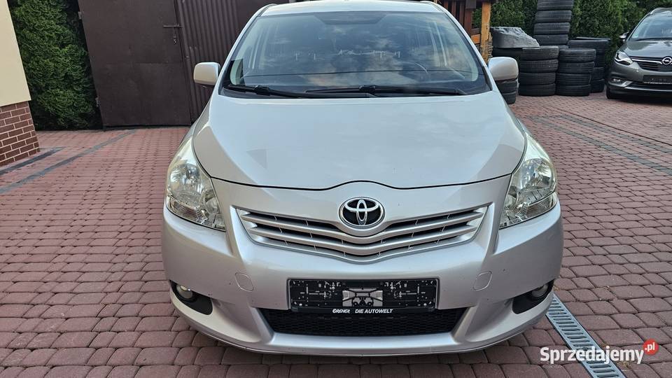 Toyota Verso 16 132 7 osobowa 160tyskm 2009r 132KM Zarszyn