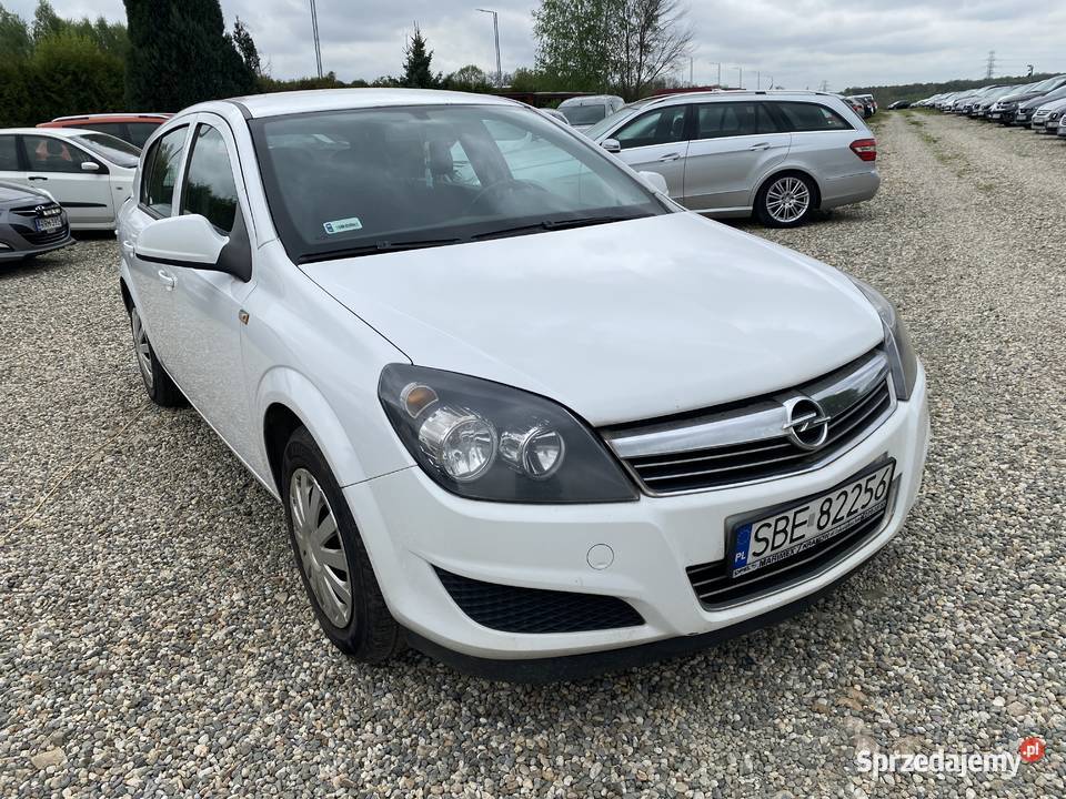 Opel Astra 2010