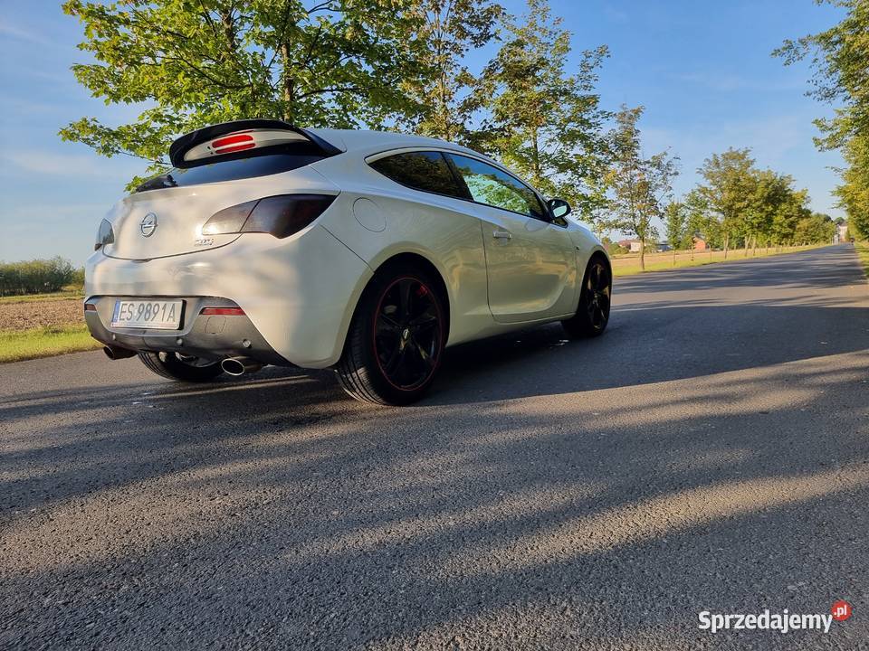 ASTRA J GTC 2012R 14 BENZYNA LPG HAK podgrzewane fotele sprzedam