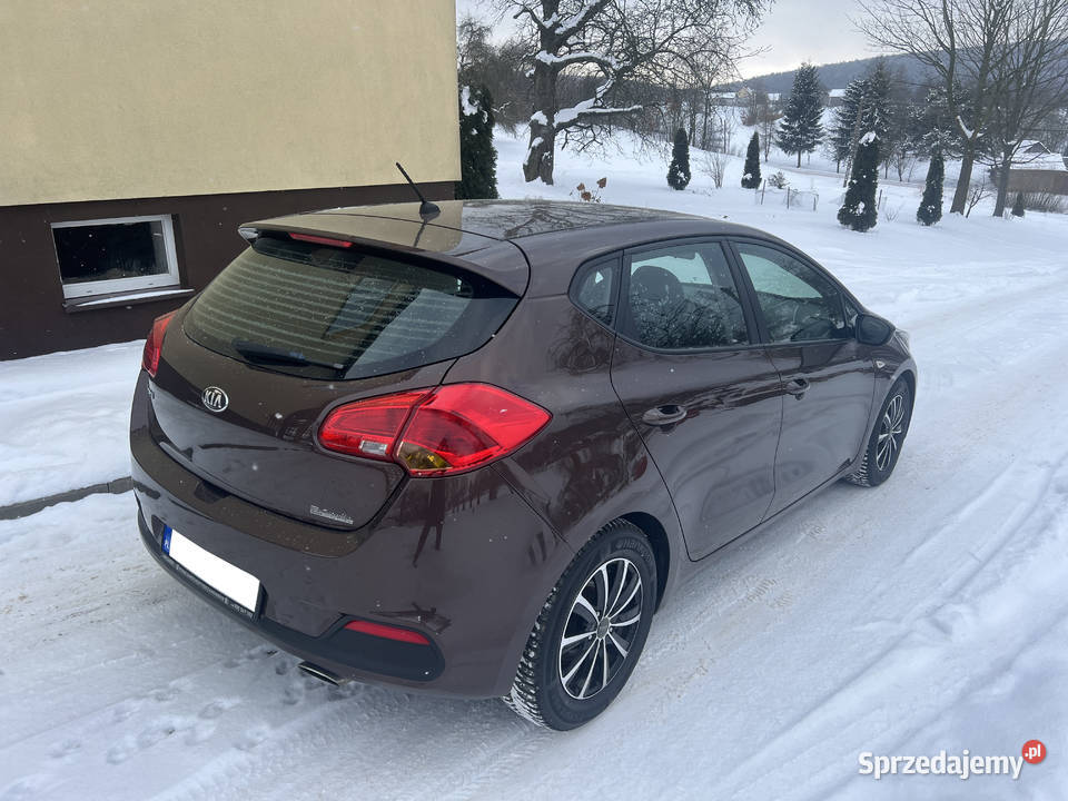 Kia Ceed II 14 Benzyna LPG 100 HB Czekoladowy manualna Nowa Słupia