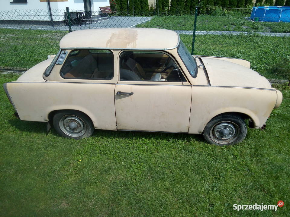Trabant 601 drzwi maska blotniki szyby siedzenie świętokrzyskie Kielce