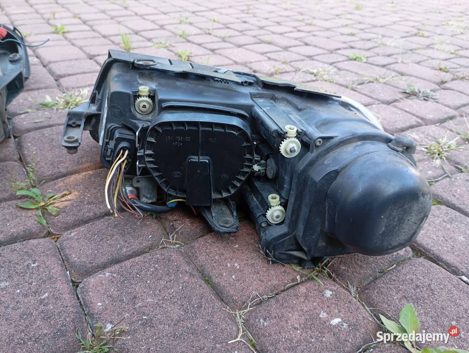 Lampa xenon passat b5 lift Nadarzyn sprzedam