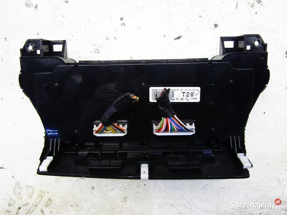 PANEL NAWIEWU KLIMATYZACJI HYUNDAI TUCSON II III