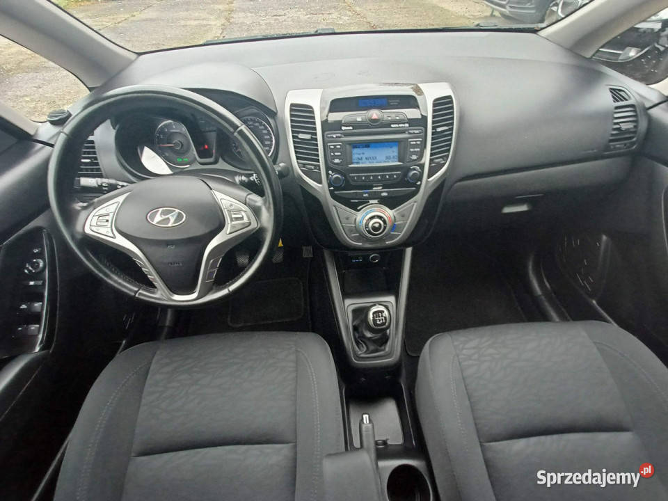 Hyundai ix20 wersja CROSS niski przebieg zadbane Tomaszów Mazowiecki