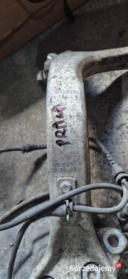 zwrotnica prawa audi a4b6