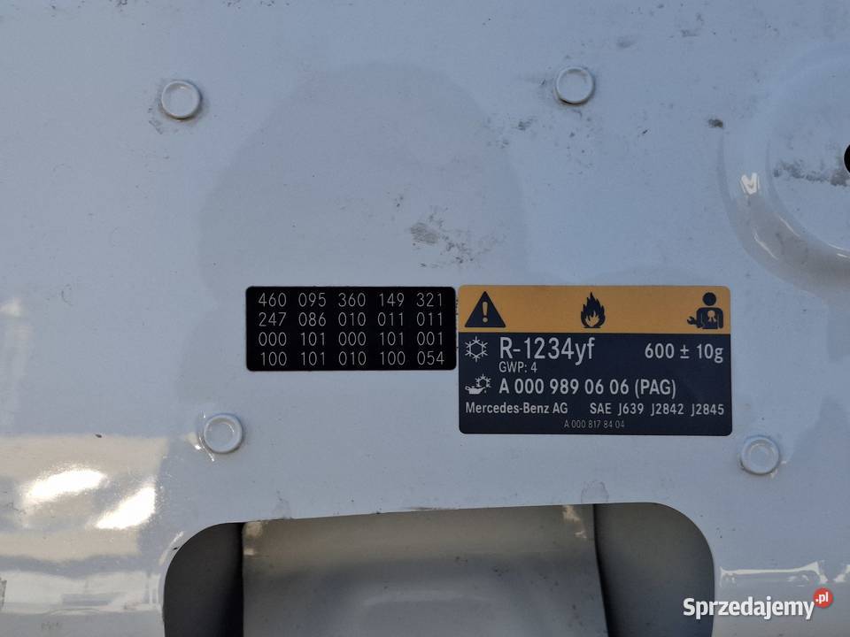 MERCEDES BKLASA W247 MASKA POKRYWA SILNIKA osobowe Kargowa