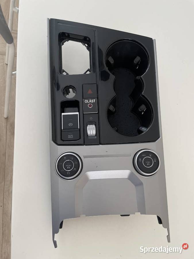 Panel konsola sterowania VW TOUAREG III 20r Darłowo