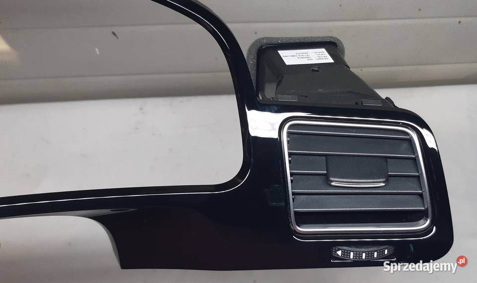 OBUDOWA RAMKA ZEGARÓW VW TOUAREG 7P 7P1857221 osobowe Mielęcin sprzedam