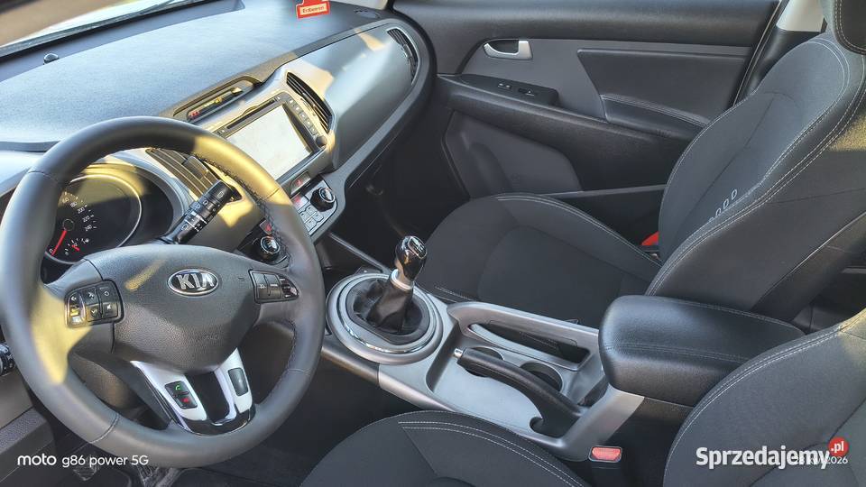 Kia SPORTAGE 20 CRDi BOGATA WERSJA WYPOSAŻENIA manualna Kielce