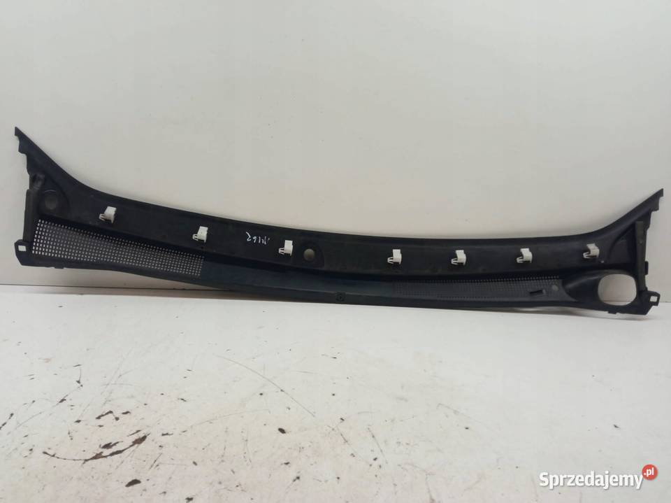 PODSZYBIE PLASTIKOWE EU 668113292R Dacia Duster Rok produkcji 2019 Części samochodowe sprzedam