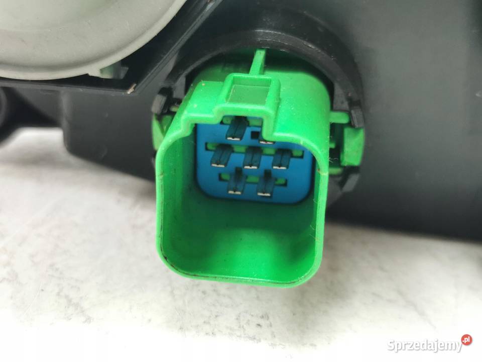 LAMPA LEWY PRZÓD FORD FIESTA V 20012008 NOWA osobowe lubelskie