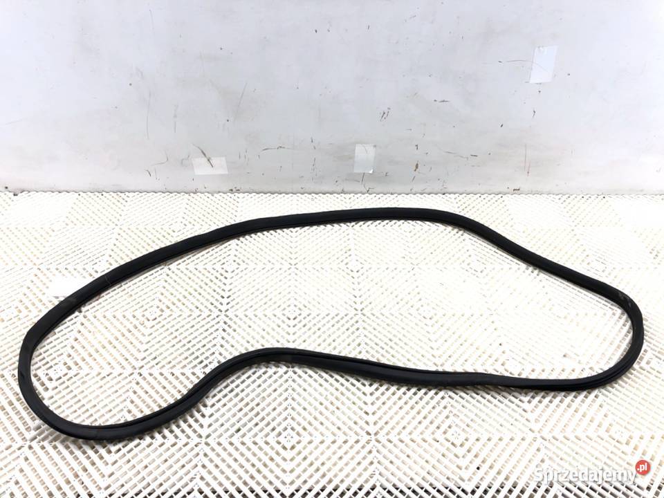 USZCZELKA DRZWI PRZÓD PRAWA MERCEDES X204 SUV osobowe