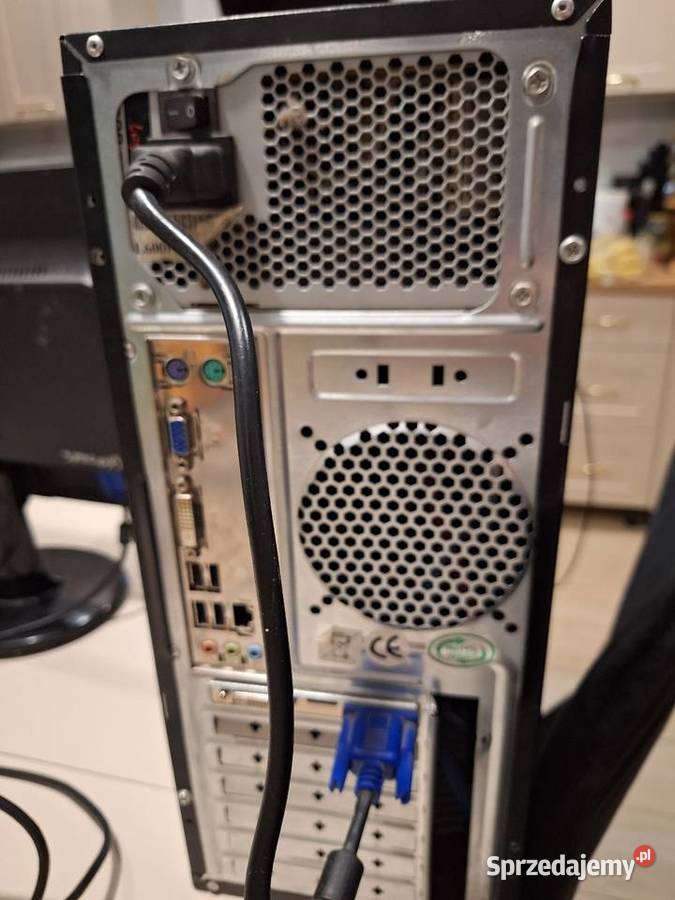 Zestaw monitor i komputer stacjonarny Braniewo sprzedam