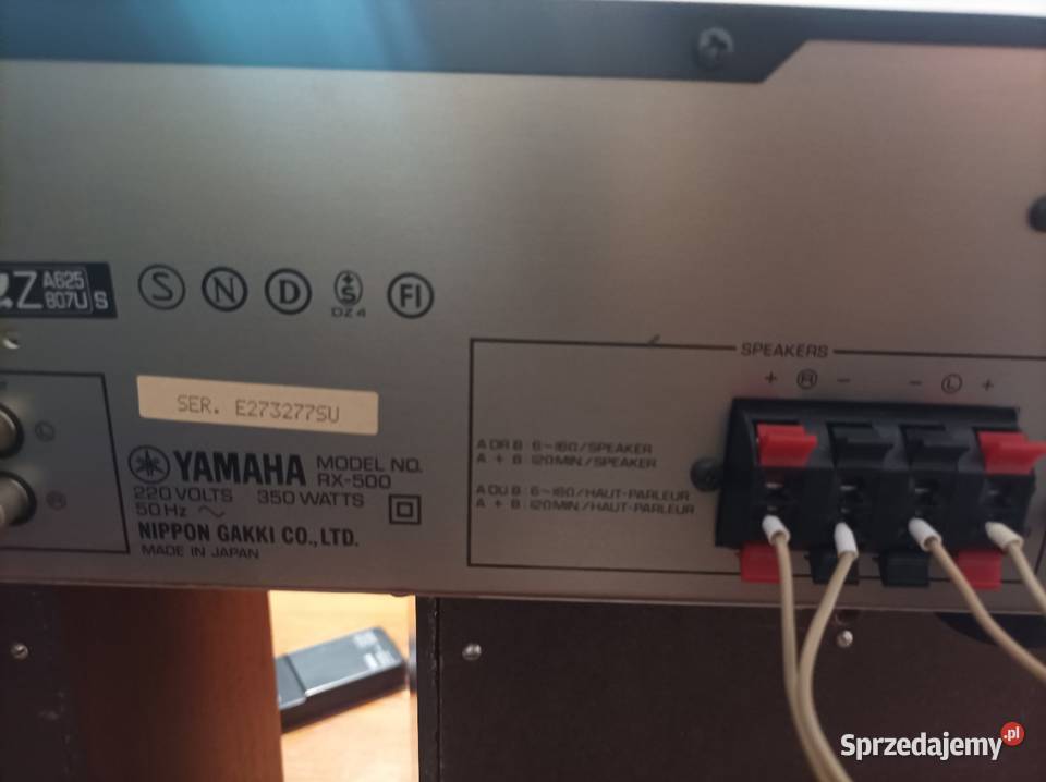 Yamaha RX 500 czarny amplituner z pilotem Amplitunery Elektronika lubelskie Lubartów