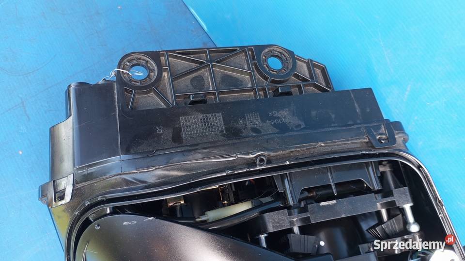 LAMPA PRAWY PRZÓD EU XENON ASTON MARTIN VANTAGE sprzedam